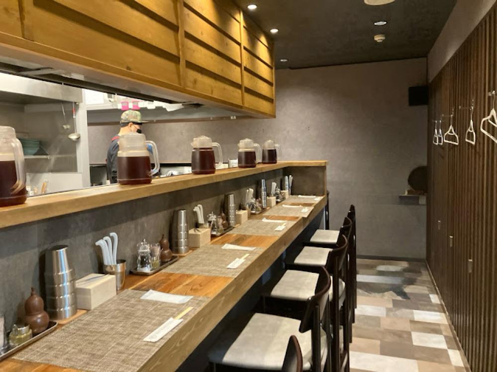 麺やおだしとにくと