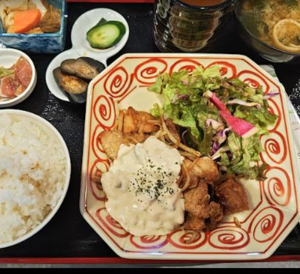 炭火炙り焼き 八重