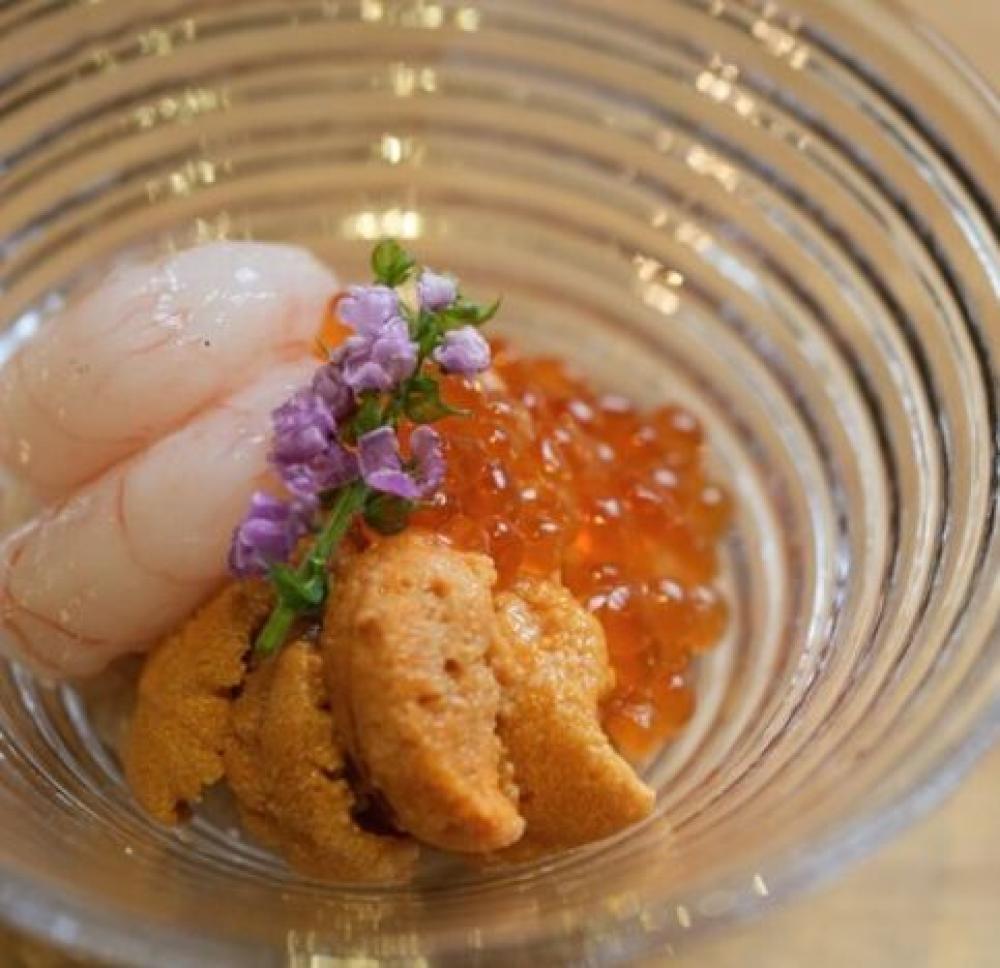 鮨あまと -裏難波-