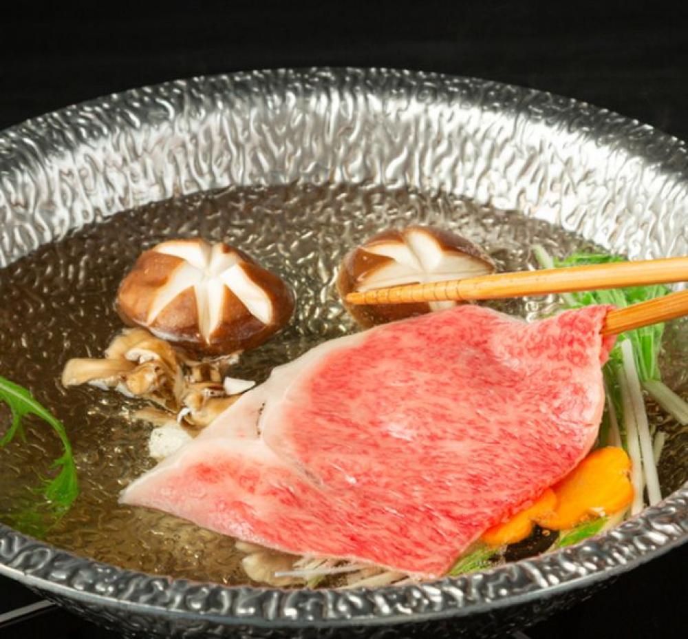 神戸和牛すき焼きしゃぶしゃぶ菊鶴 心斎橋店