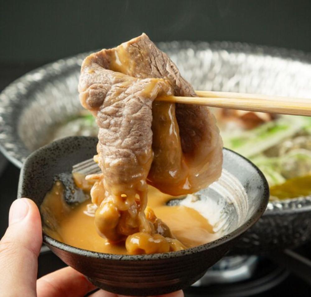 神戸和牛すき焼きしゃぶしゃぶ菊鶴 心斎橋店