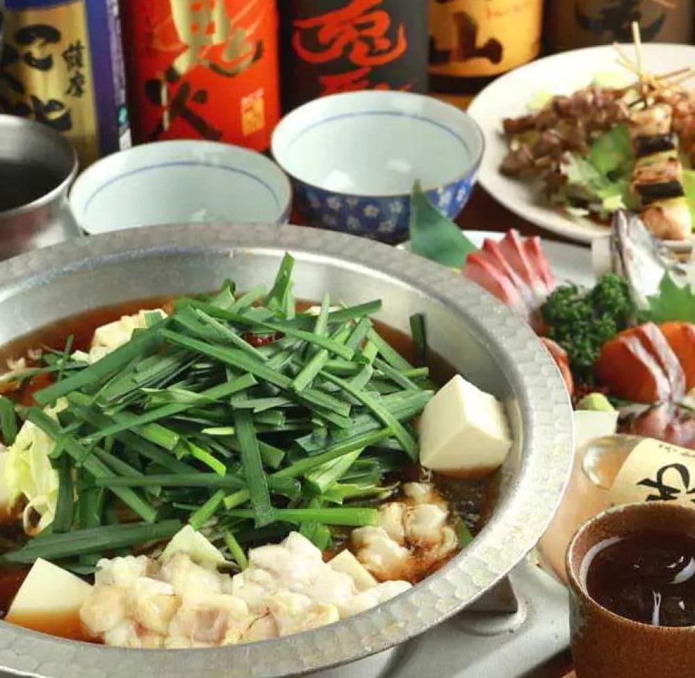 博多創作料理と炙りもつ鍋 わらじや 福島店