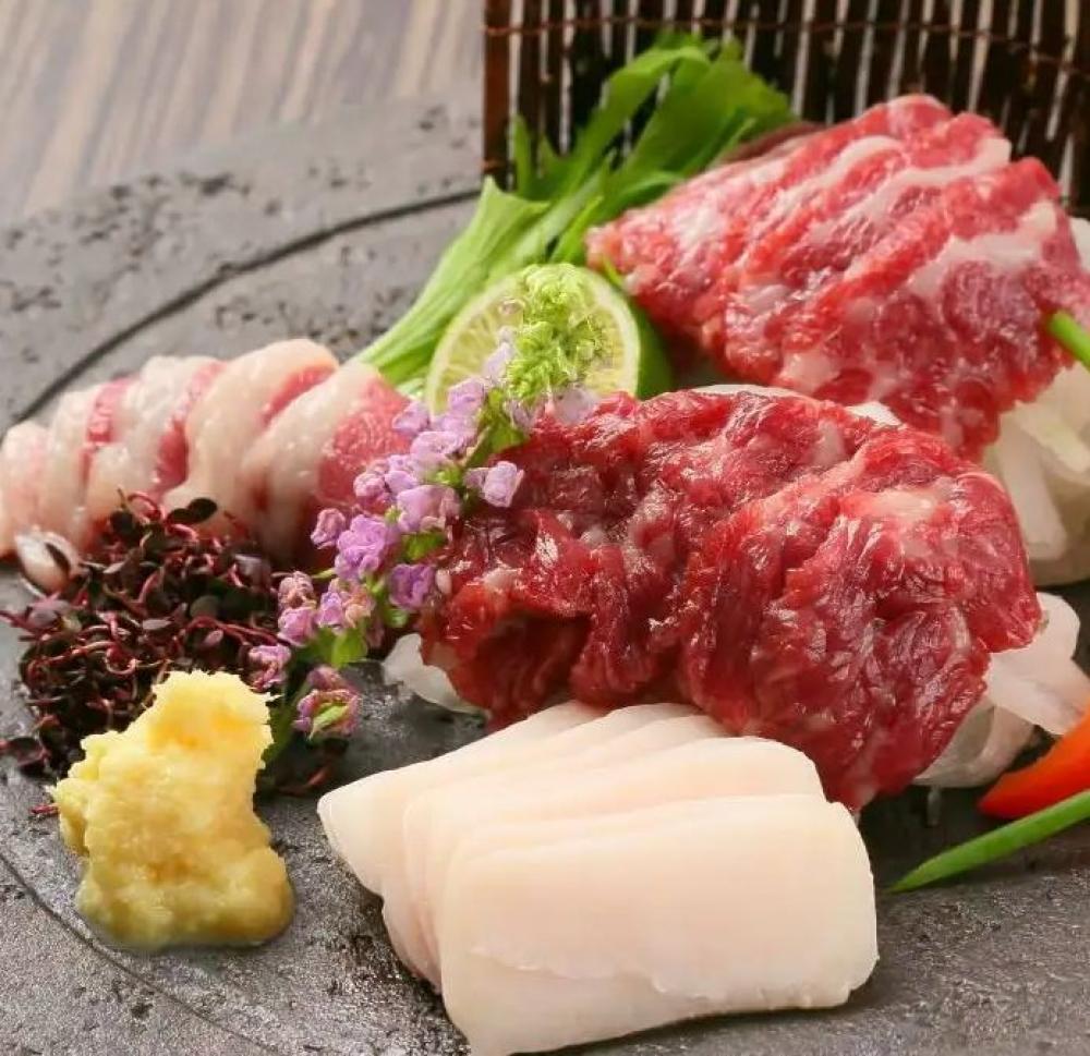 博多創作料理と炙りもつ鍋 わらじや 福島店