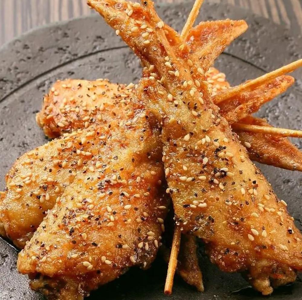 博多創作料理と炙りもつ鍋 わらじや 福島店